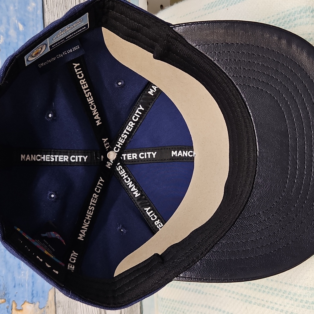 Manchester City CITYZENS Hat SnapBack - Picture 8 of 11